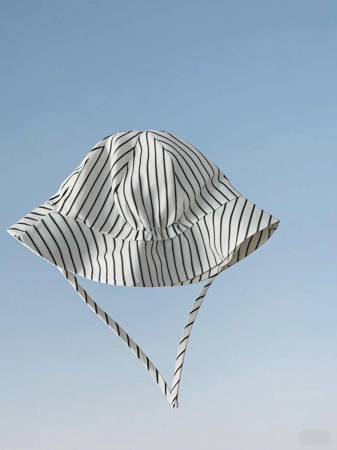chapeau à lacets décontracté